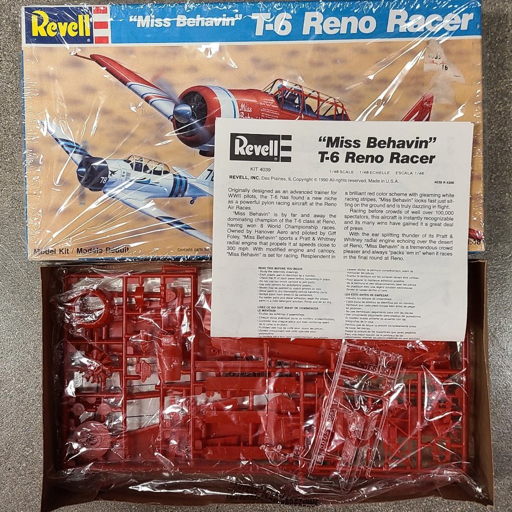 Revell - "Miss Behavin" T-6 Reno Racer - Picture 3 of 3